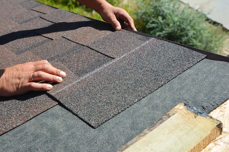 7 Benefits Of Having Roofers’ Insurance In Ireland - ERM Financial Services (3)