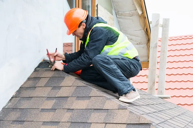 Top Insurance Risks For Roofing Contractors In Ireland - ERM Financial Services (2)